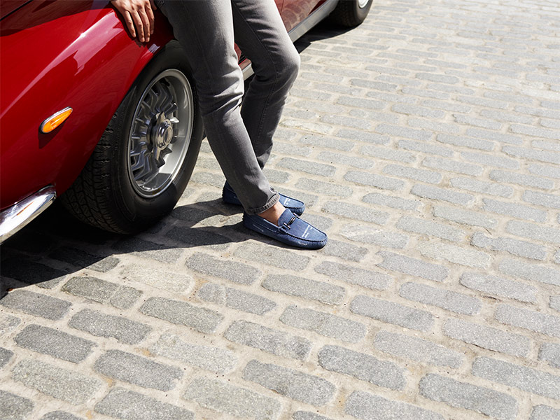 حذاء Gommino الأيقوني كما لم تشاهده من قبل... شاهد حملة MY RIDE من Tod’s بمشاركة شخصيات ملهمة